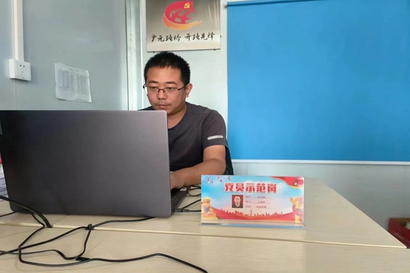 黨員示范崗┃亮身份樹(shù)標(biāo)桿，爭(zhēng)當(dāng)開(kāi)路先鋒